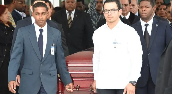 Trasladan restos de Mateo Aquino Febrillet hacia el cementerio Puerta del Cielo