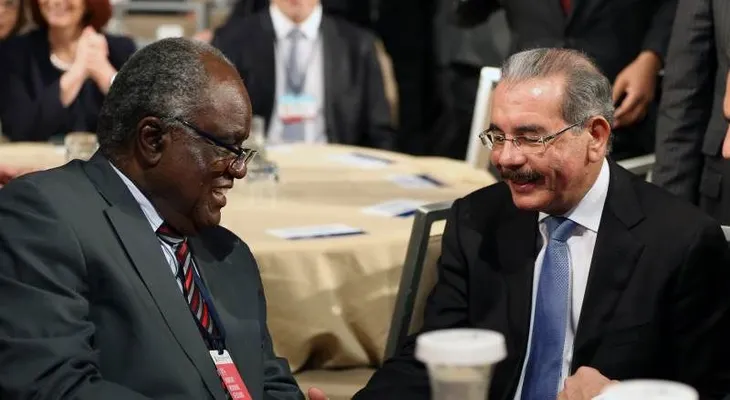 VIDEO: En NY Danilo asiste a sesión Iniciativa Global Clinton