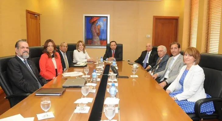 Banco Central y ABA evalúan mecanismo  para financiar viviendas económicas