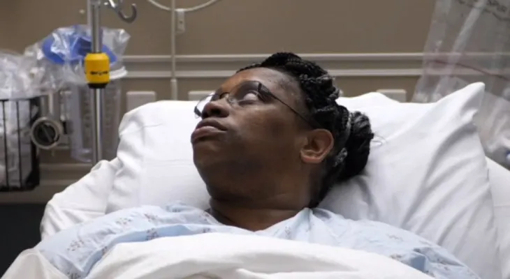 Duró cinco años pensando que tenía alergia, pero algo más peligroso amenazaba su cerebro
