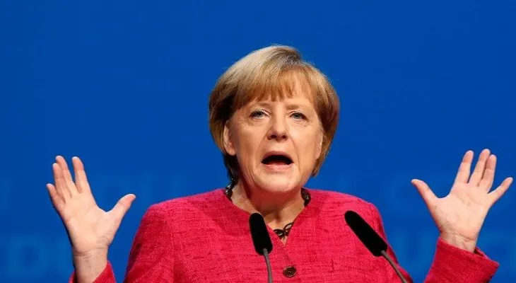 Merkel roza la mayoría absoluta, según nuevas proyecciones