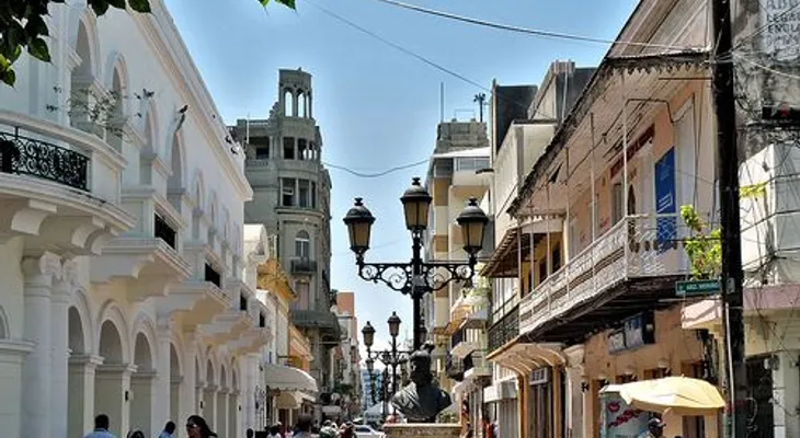 Destaca importancia incentivar el turismo en la Zona Colonial