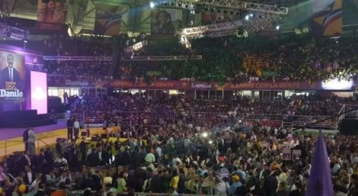 Leonel despeja incógnita; asiste al acto lanzamiento candidatura de Danilo