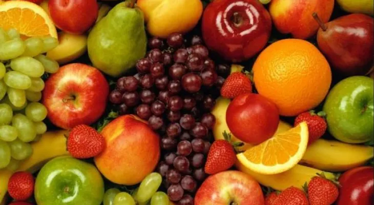 ¿Es cierto que la fruta engorda después de comer?