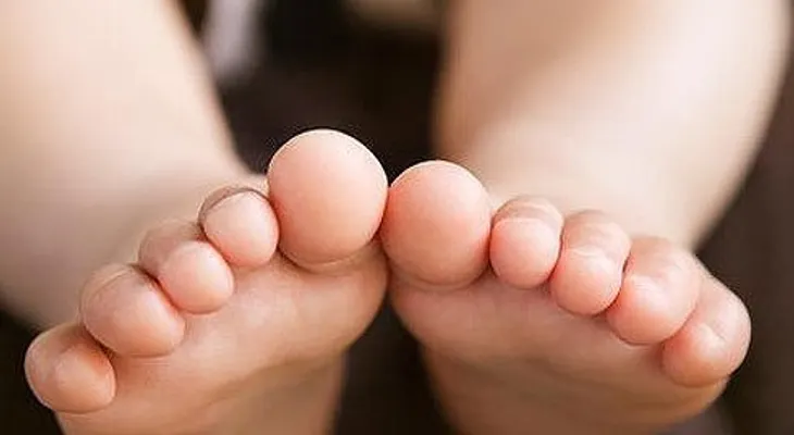 Violan niña de un año y lanzan su cuerpo a canal donde murió ahogada