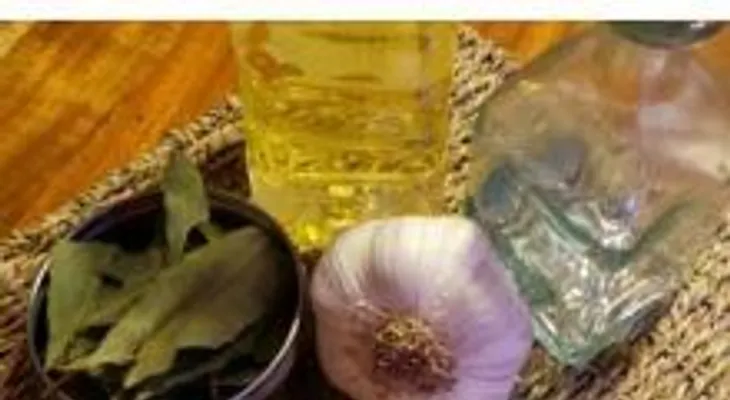 Echa laurel  ajo en una botella, luego ocúltala en un rincón de la casa y mira lo que sucede... 