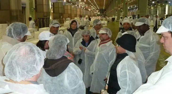 Embajada de RD en Francia promueve agroindustria criolla 