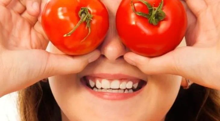 Las niñas deben comer más frutas y vegetales