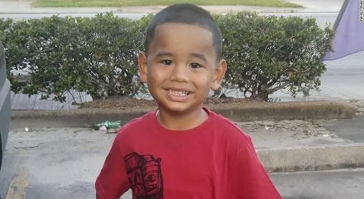 Niño de 4 años habría muerto una semana después de nadar por ahogamiento seco