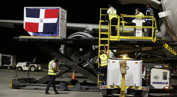 RD recibe segundo lote de vacunas contra la COVID-19 donadas por la India