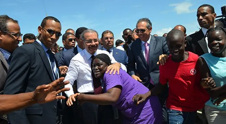 Presidente DM inaugura complejos habitacionales en Barahona