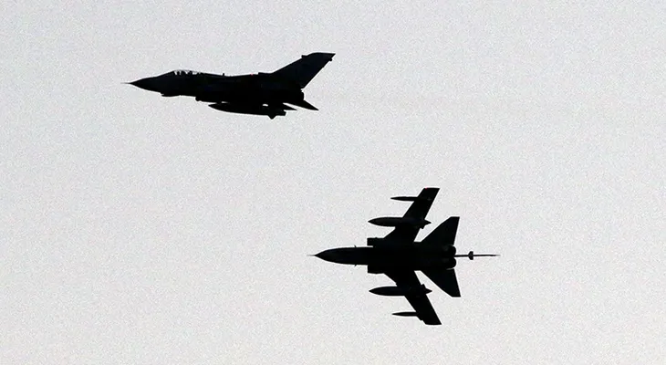 Washington se disculpa por acercamiento avión de EE.UU. a una aeronave rusa sobre Siria