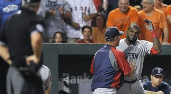 No hay suspensión para David Ortiz por destruir teléfono