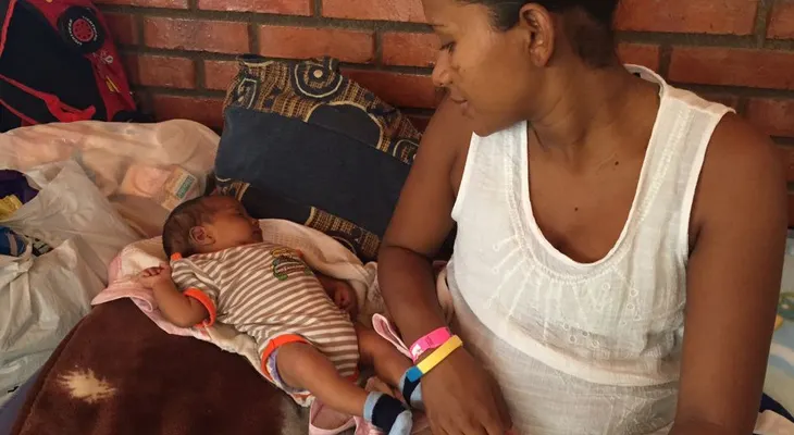 El drama de las madres e hijos deportados en la frontera
