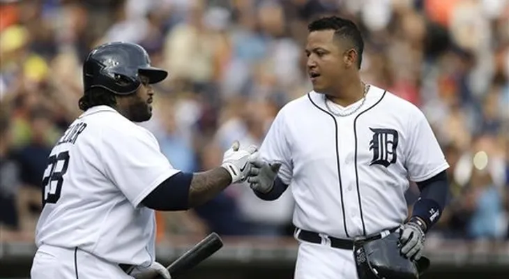 Cabrera jonronea y Scherzer pone en 10-0 su marca