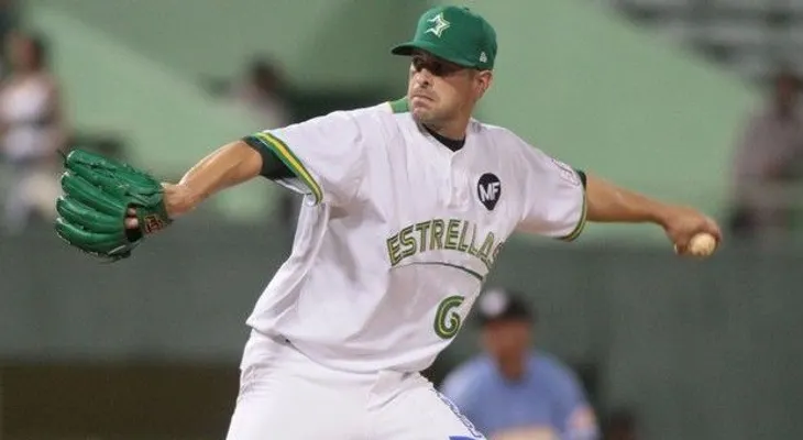 Tyler White  y Evan McLane guían a Estrellas al primer lugar