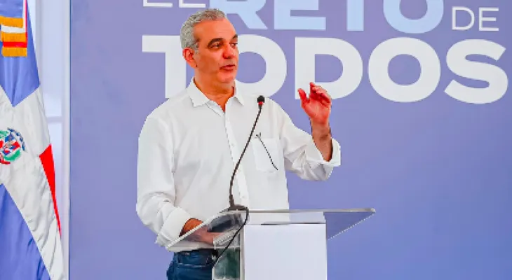 Abinader anuncia que el Gobierno publicará auditorías de la Contraloría desde octubre