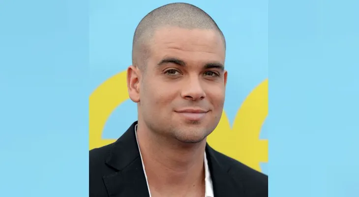 Arrestan a actor de Glee por pornografía infantil