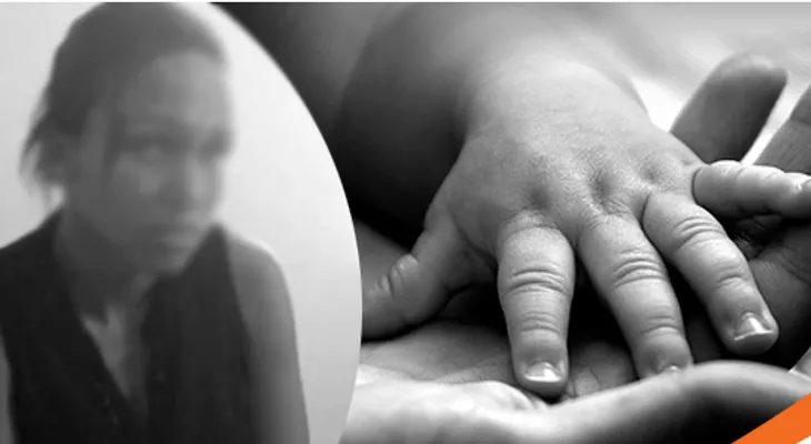 Una  }madre ahorca su bebé de cinco meses