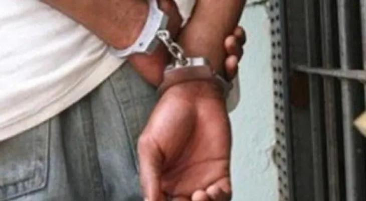 2 presos escapan de celda en Unidad contra violencia género