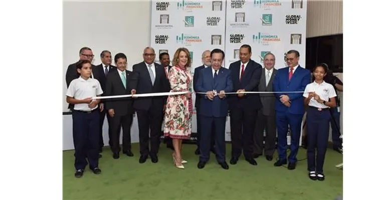 Valdez Albizu anuncia el Aula Virtual y un App institucional para contribuir con el conocimiento económico y financiero