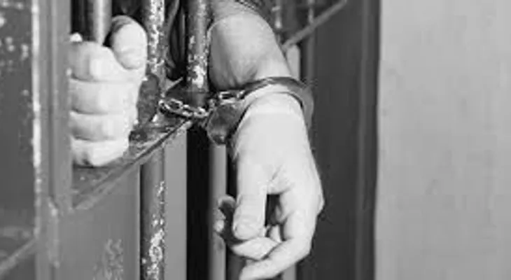 Apresan joven de 18 años acusado raptar y violar menor de edad