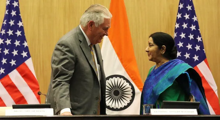  EEUU luchará "hombro con hombro" con la India contra el terrorismo 