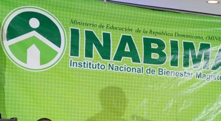 INABIMA entrega 74 millones a 273 docentes jubilados por Plan de Retiro Complementario   