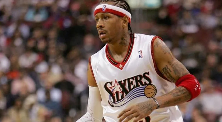 Stephen Curry va tras el récord de Allen Iverson 