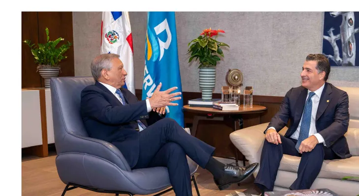 Banreservas y Banco Popular abordan retos y oportunidades del sistema financiero nacional