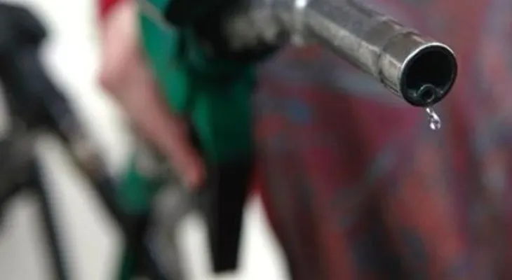 Industria y Comercio congela precio de todos los combustibles