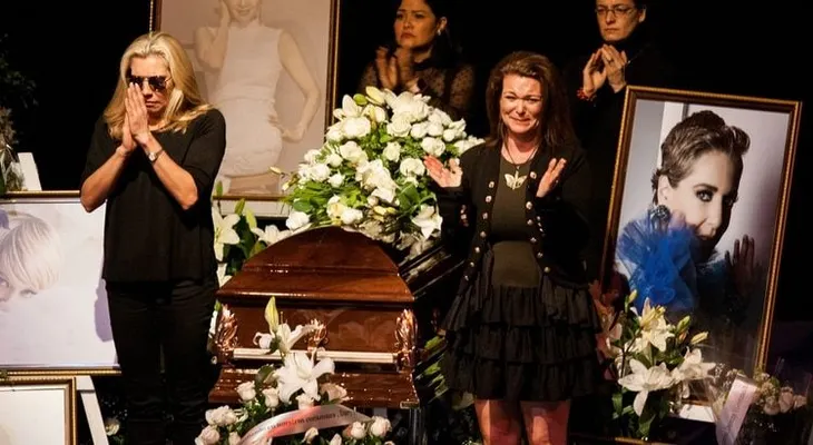 "Se me fue mi niña, pero me queda mi pueblo, México"; la dolorosa despedida de la madre de Edith González