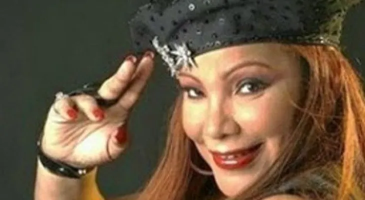 Vickiana cree merece el Gran Soberano; lectores dicen Fefita debe ganarlo