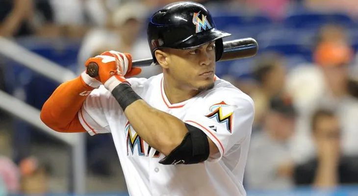 325 milllones de dólares para Stanton con  los Marlins