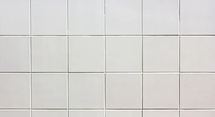 Cómo limpiar la junta de azulejos usando velas