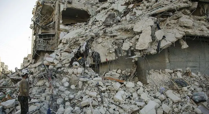 Rusia detiene temporalmente los bombardeos en Aleppo
