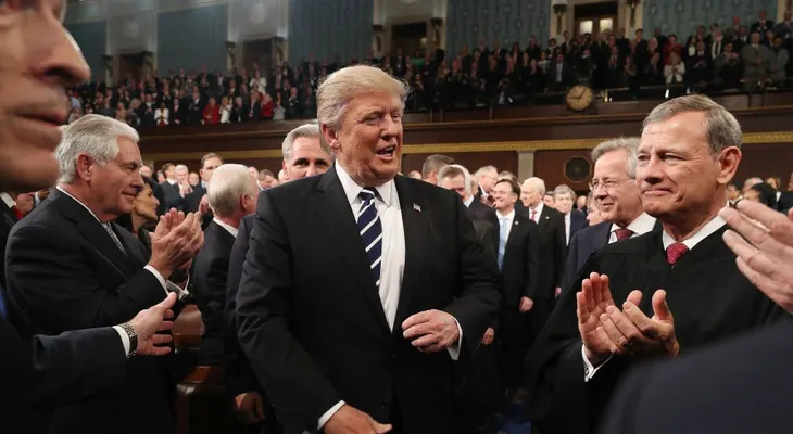Trump retrasa nuevas prohibiciones de viaje luego de discurso en el Congreso