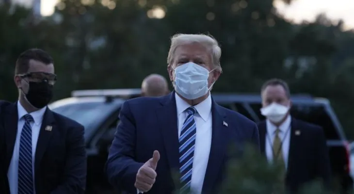 Trump dice que supuesto contagio del COVID-19 que sufrió "fue una bendición de Dios"