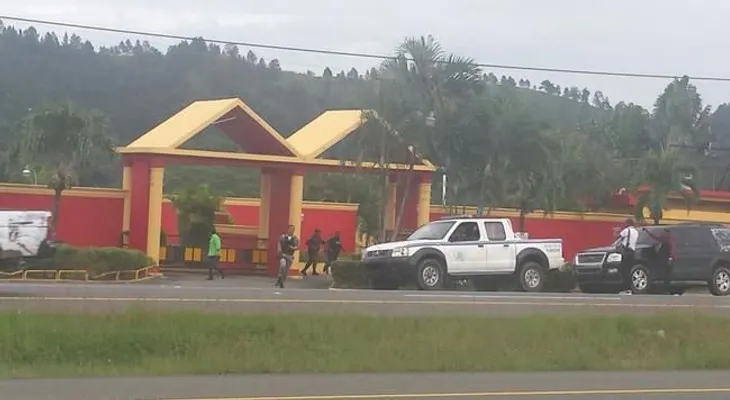 Cabaña donde mataron a Percival no usa cámaras; clientes fueron sacados antes del tiroteo