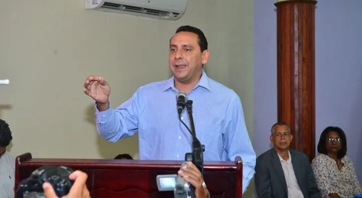 Impartirán tema de la basura como materia en planteles de RD