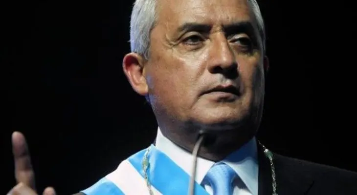 Inmunidad presidente Pérez Molina pende de un hilo; Guatemaltecos le dan la espalda 