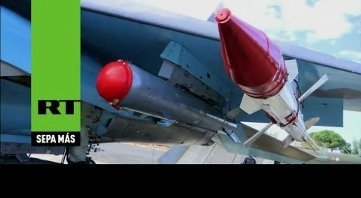 PRIMERAS IMÁGENES: Los bombarderos Su-34 rusos despegan con armas para defenderse (VIDEO)