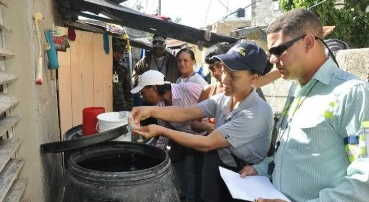 EdeEste elimina más de 5 mil criaderos de mosquitos durante jornada contra el dengue