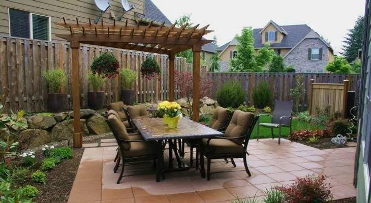 10 diseños de patios modernos para compartir en familia