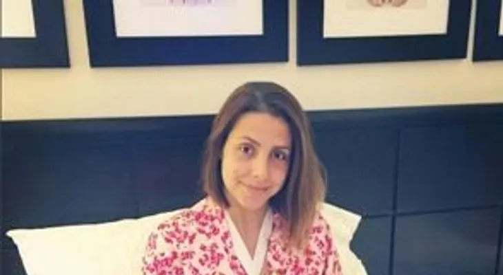 Laura Castellanos sufre aparatosa caída; le enyesan los dos brazos 