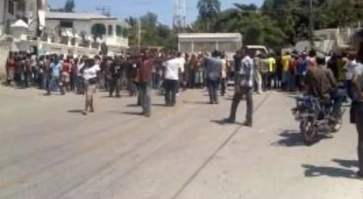 Manifestantes en Haití exigen elecciones 