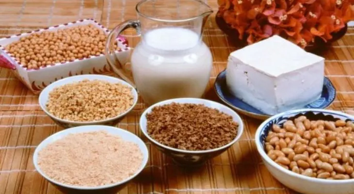 Alimentos de soya puede proteger de osteoporosis a mujeres en menopausia