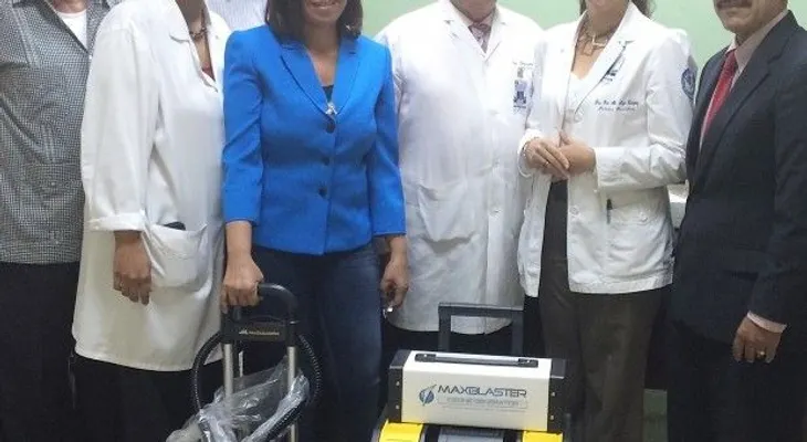 CERSS dona máquinas de ozono y de vapor a Maternidad de Los Mina