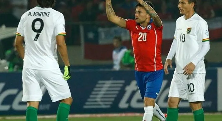 Chile golea a Bolivia y Ecuador eliminó a México de la Copa