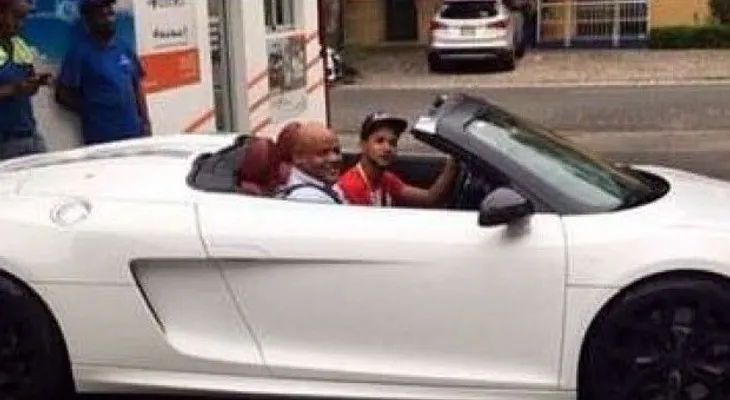 Mozart La Para muestra en Instagram su nuevo Audi R8 Spyder